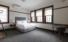 Southern Cross Hotel